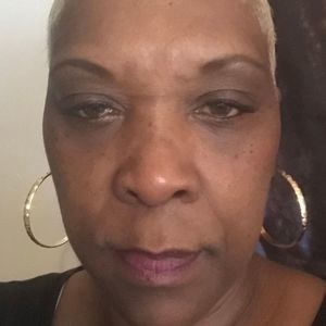 Meet your Posher, Gayle